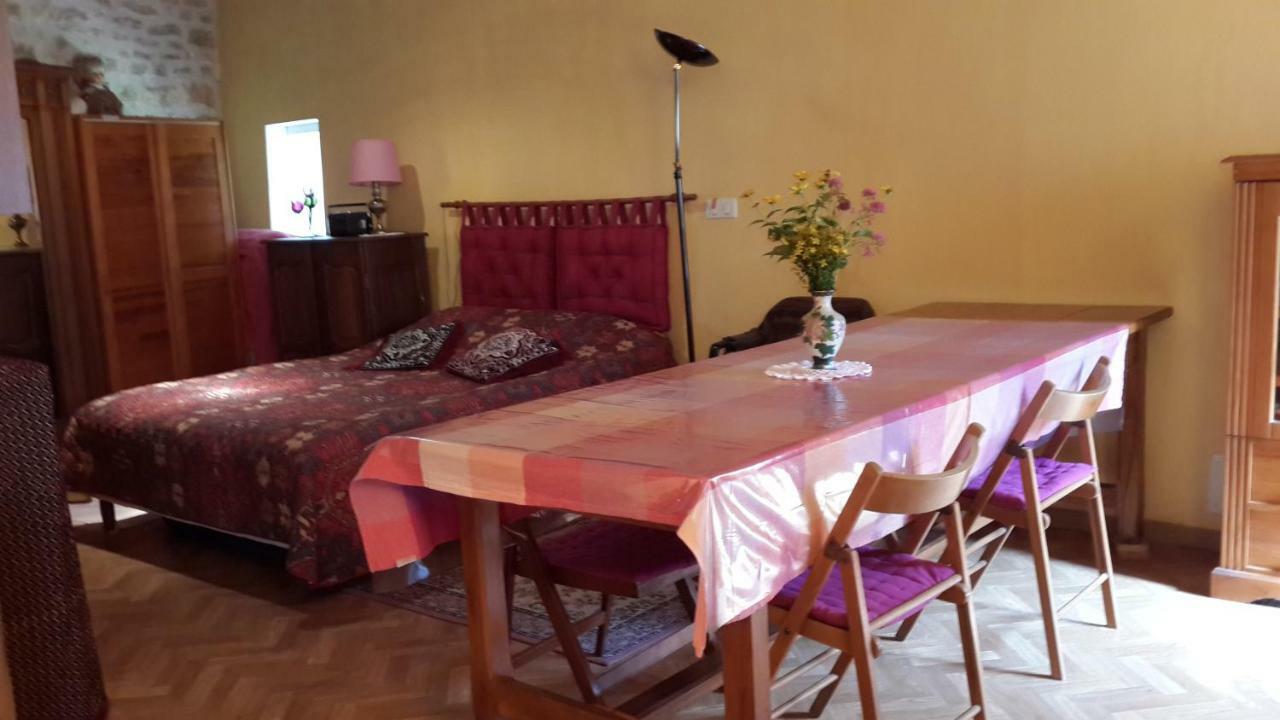 Neuffontaines Oniros Bed & Breakfast エクステリア 写真